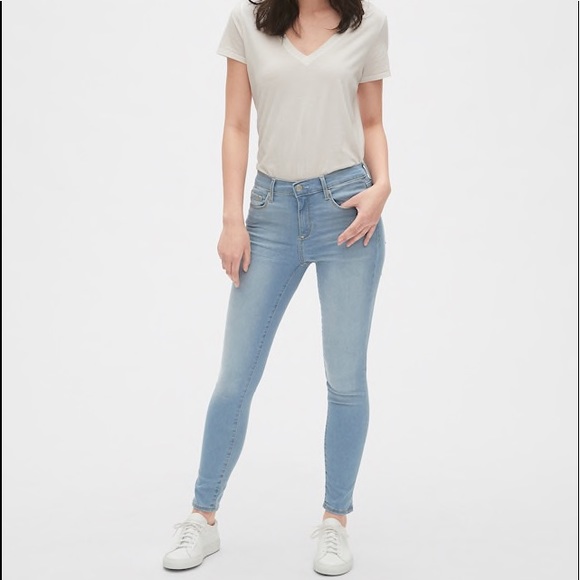 GAP Denim - NEW Gap True skinny light blue jeans 28 mid rise